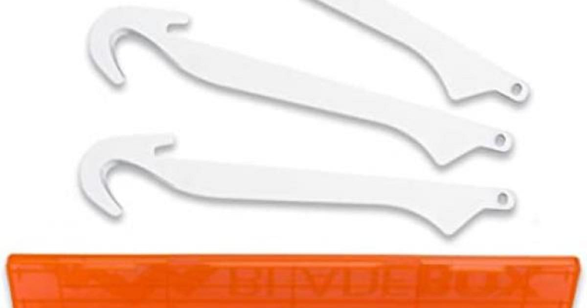 Outdoor Edge RazorSafe Gutting Blade BushWear