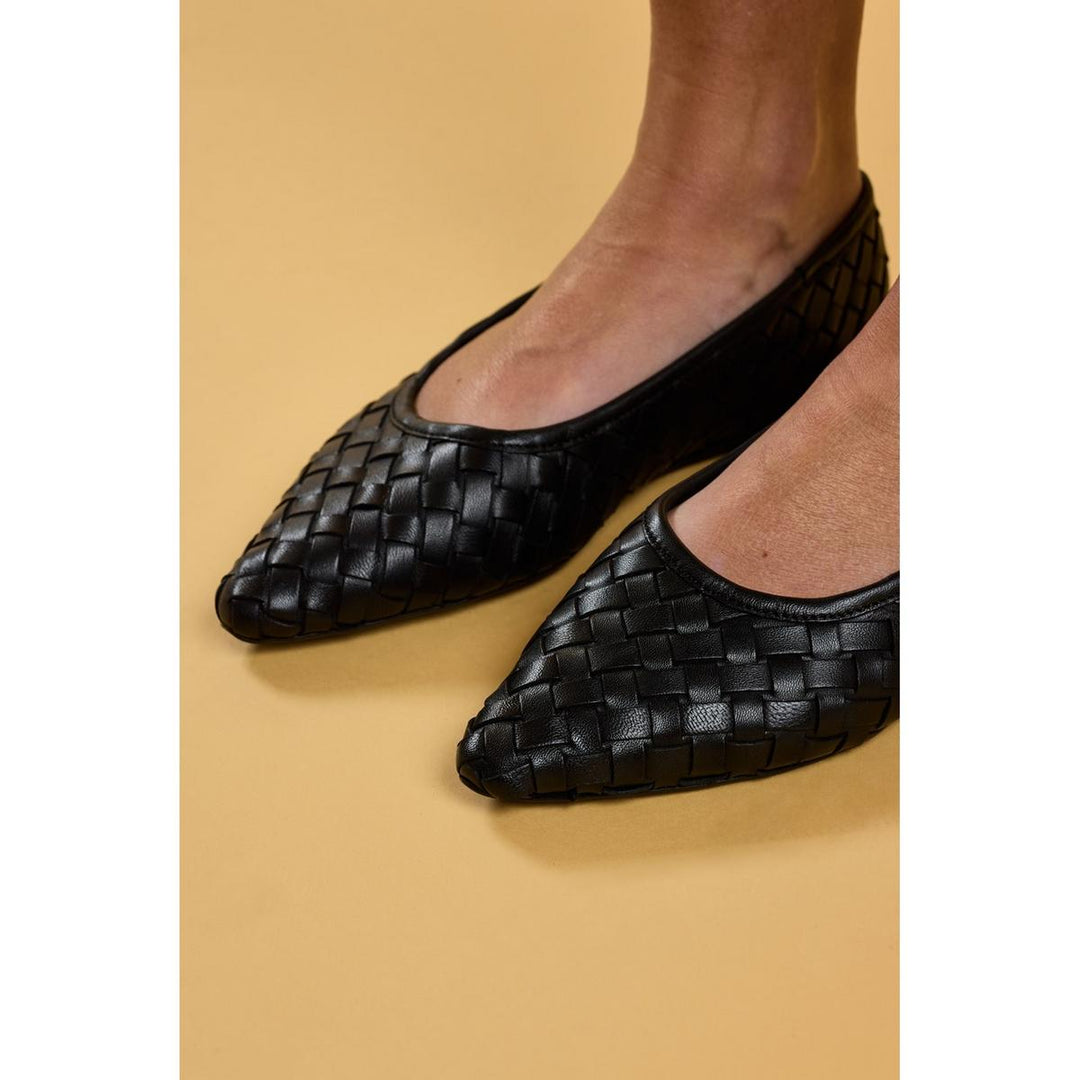 Darla Woven Ballerina Black