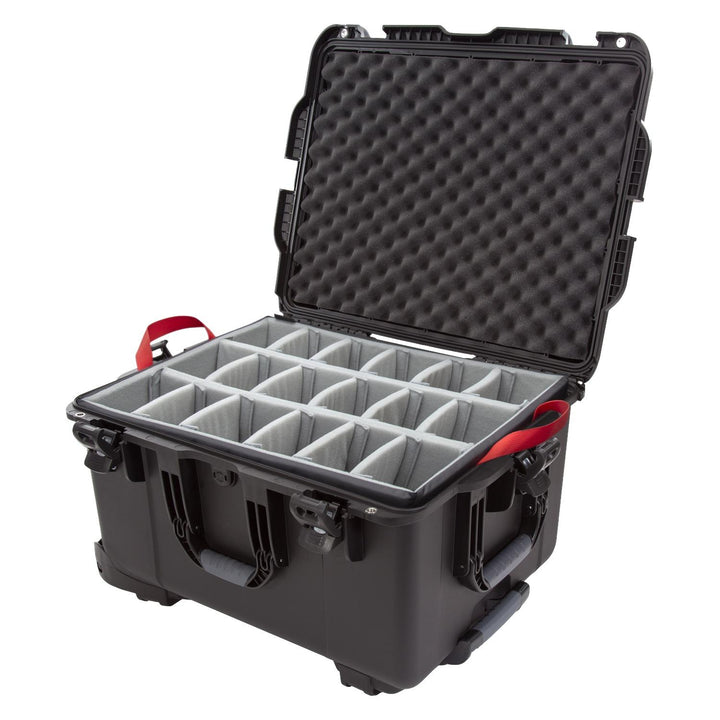 NANUK 960 Waterproof Hard Case With Padded Dividers