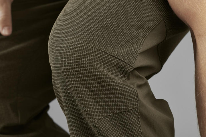 Seeland Outdoor reinforced trousers Pine green - Zipped thigh pockets, Elasticated waist