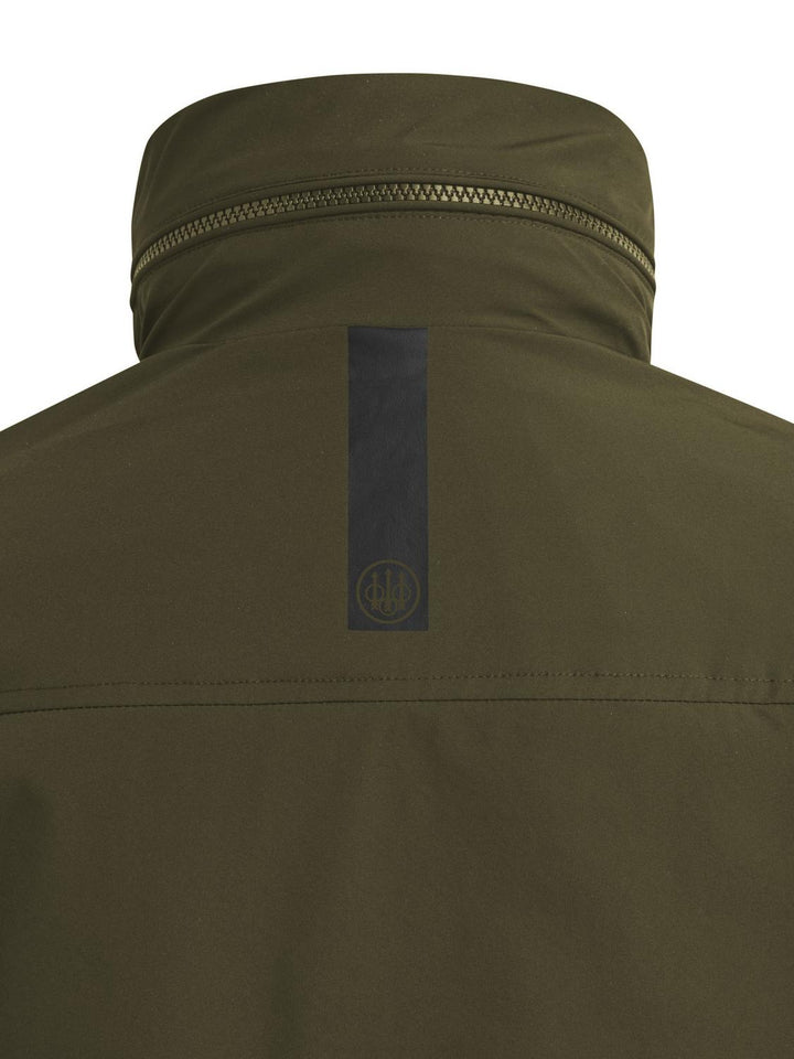 Beretta Pursuit 2 in 1 Jacket in olive green, close-up of the collar, zip and back logo strip