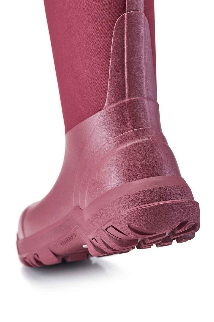 Rear three-quarter view of the heel and lower shaft of a berry pink Grubs Frostline 5.0 wellington boot