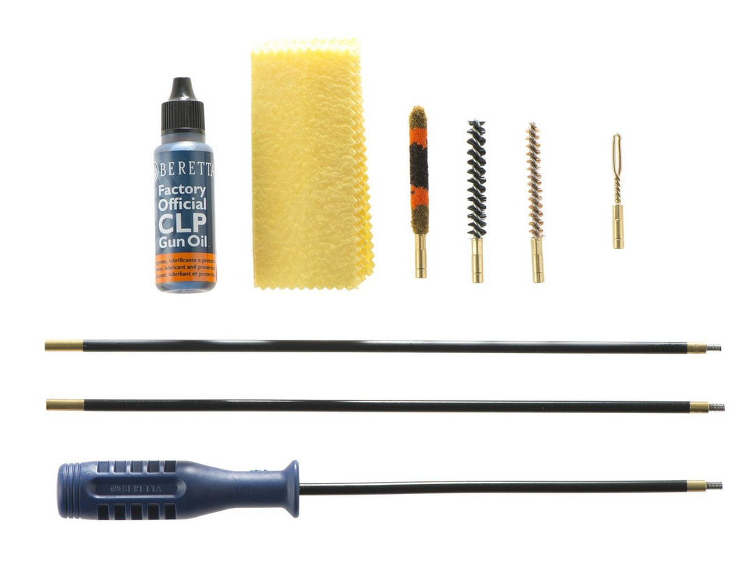Repeat layout of the Beretta CK kit contents: CLP oil bottle, yellow polishing cloth, bore mop, two brushes, brass jag and three black rod sections with the blue moulded handle.