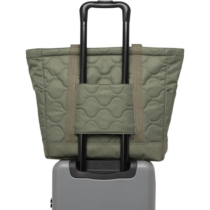 Herschel Bags Herschel Heritage Quilted Capsule Tote Beetle