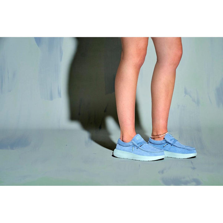 HEYDUDE Wendy COMF Suede Shoes Faded Denim/Cloud Blue