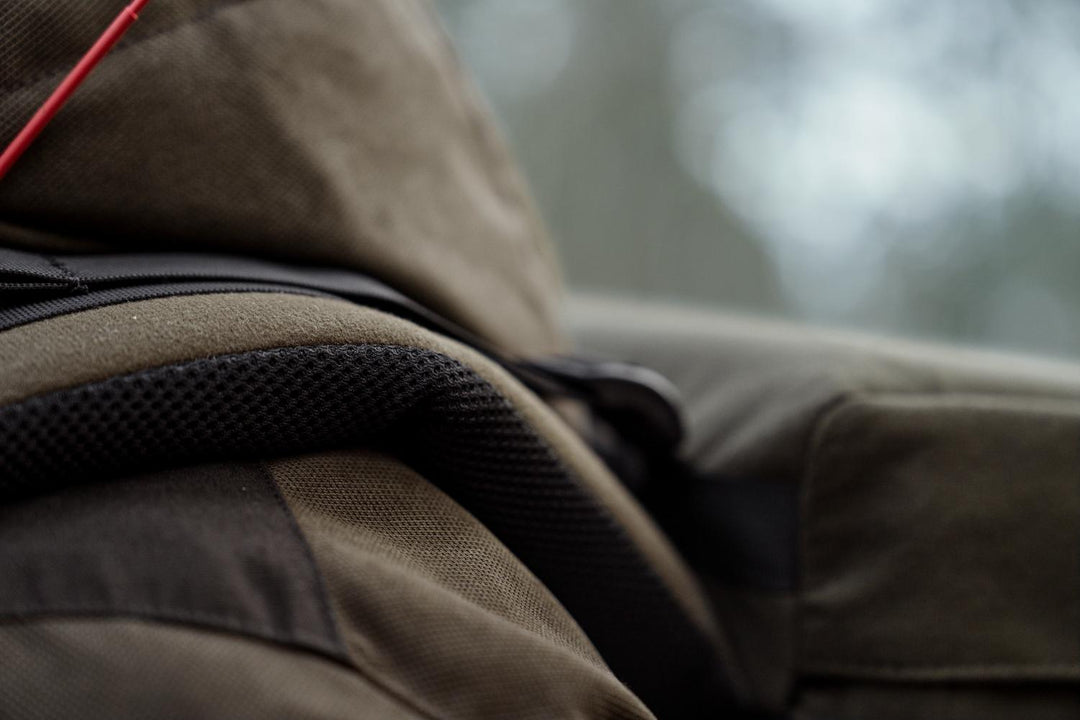 Enduro Chair Backpack Pine green