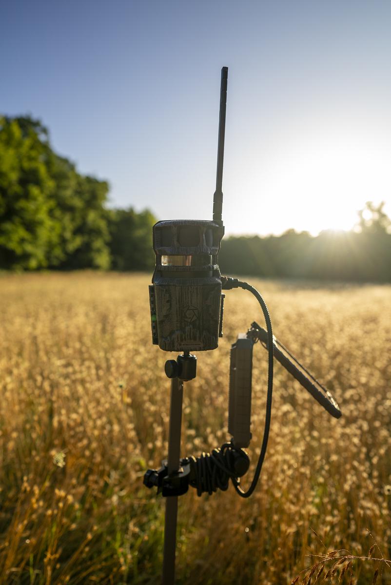 Stealth Cam Stealth Cam Revolver Pro 2.0 Global Cellular Trail Camera  36MP 360 Wildlife Coverage GPS & Command Pro App