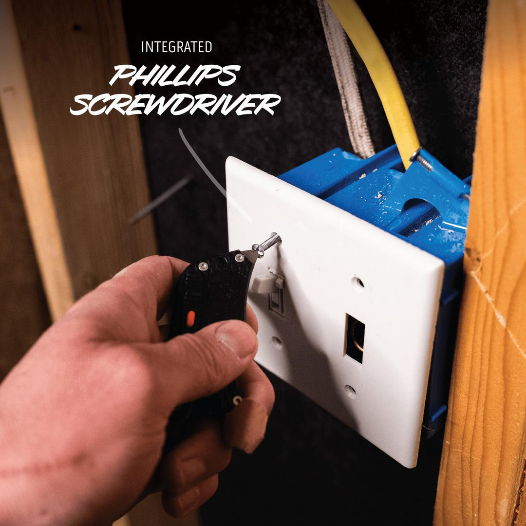 Outdoor Edge SlideWinder Retractable Utility Knife and Multi-Tool