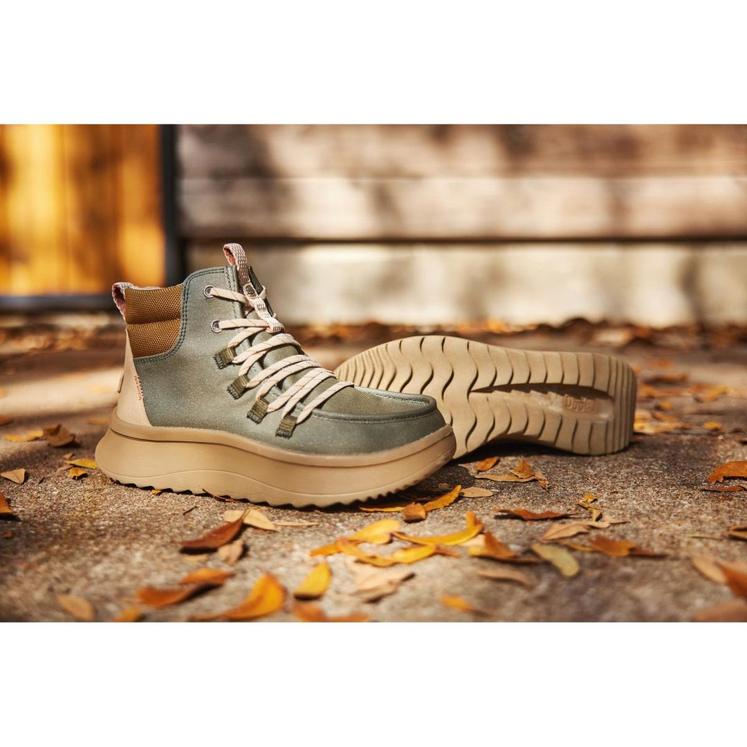 HEYDUDE Wendy Peak Apres Ankle Boots Olive