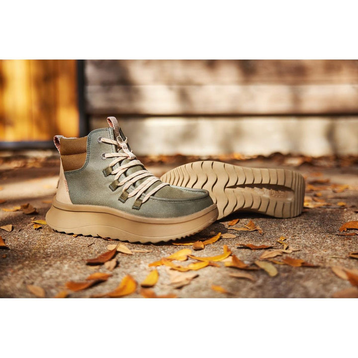 HEYDUDE Wendy Peak Apres Ankle Boots Olive
