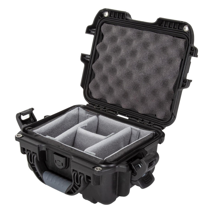 NANUK 905 Waterproof Hard Case With Padded Dividers