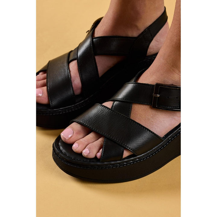 Bretta Wedge Sandal Black