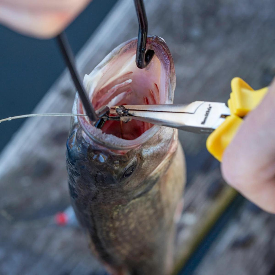 Smiths 9in Fish Mouth Jaw Spreader