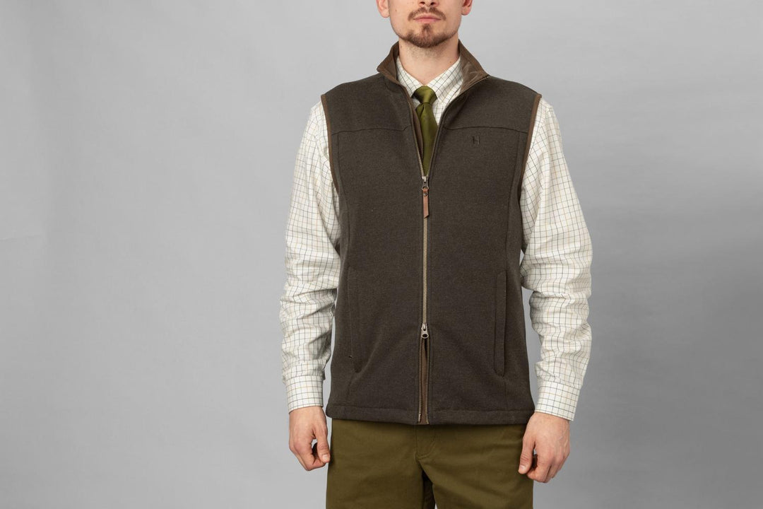 Härkila Sandhem Pro Waistcoat in Willow Green | Wool – view 10
