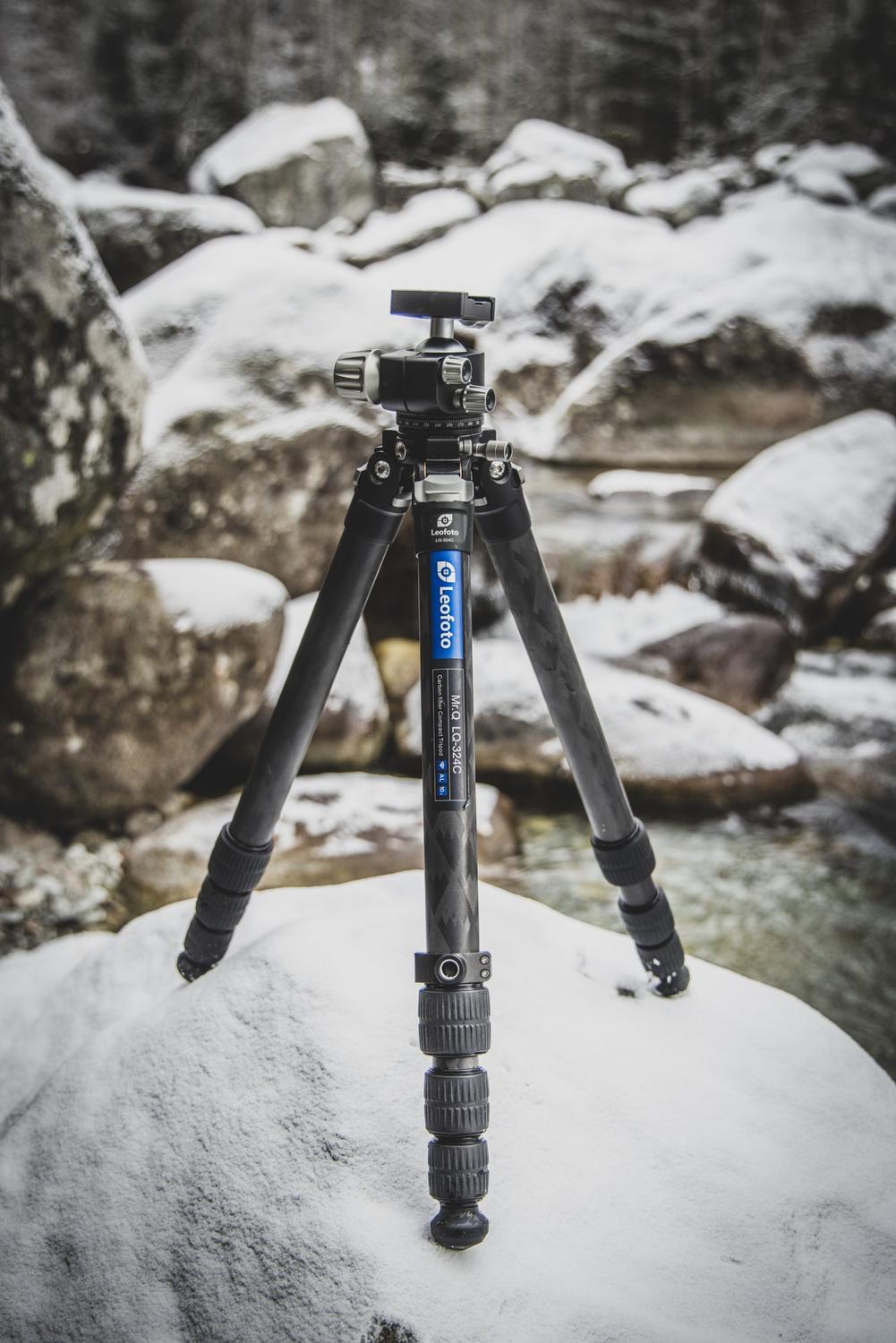 Leofoto Mr Q LQ-324C Carbon Tripod with LH-40 Ball Head