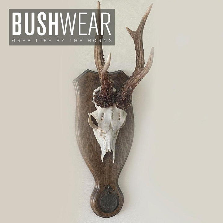 BushWear Solid Oak Roe Skull Shield - Medal Inlet