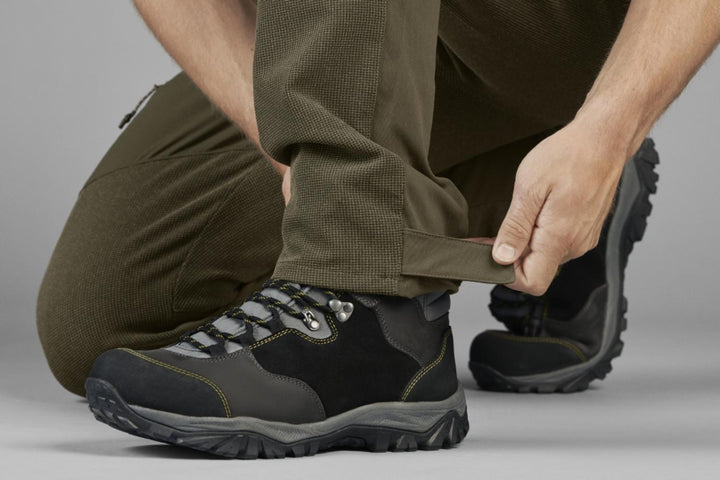 Seeland Outdoor reinforced trousers Pine green - Zipped thigh pockets, Elasticated waist