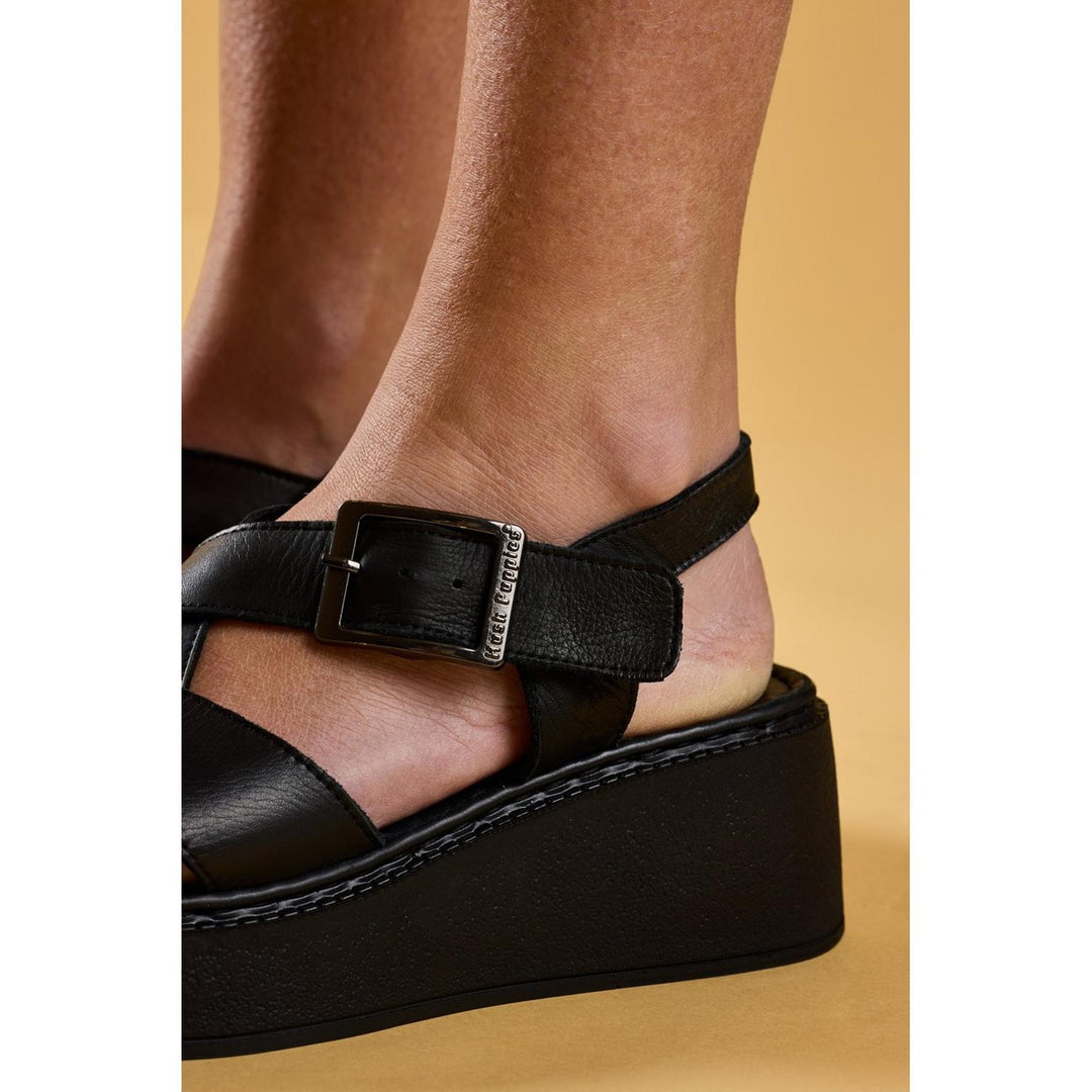 Bretta Wedge Sandal Black