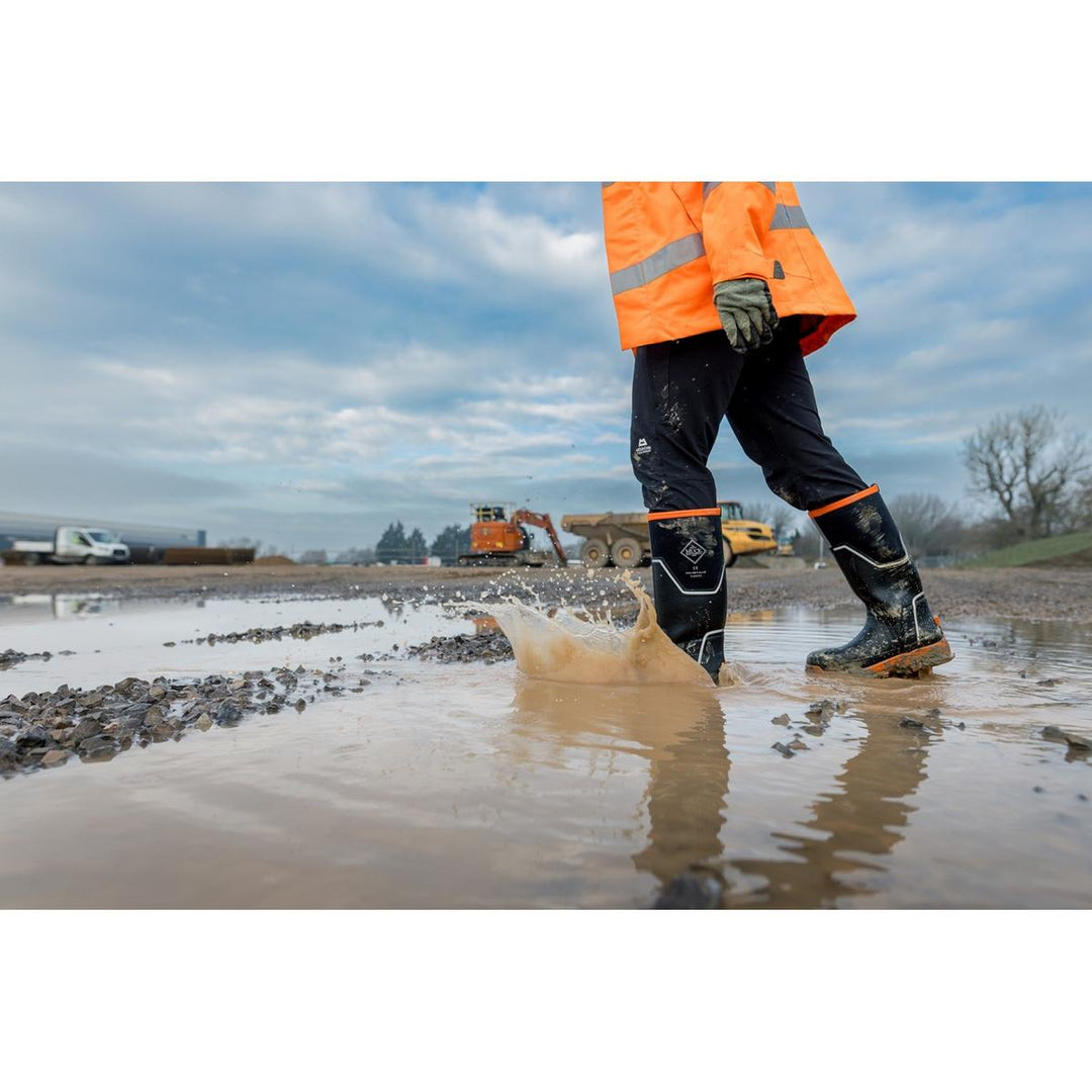 Muck Boots Grit S5 Safety Wellington Black/Orange