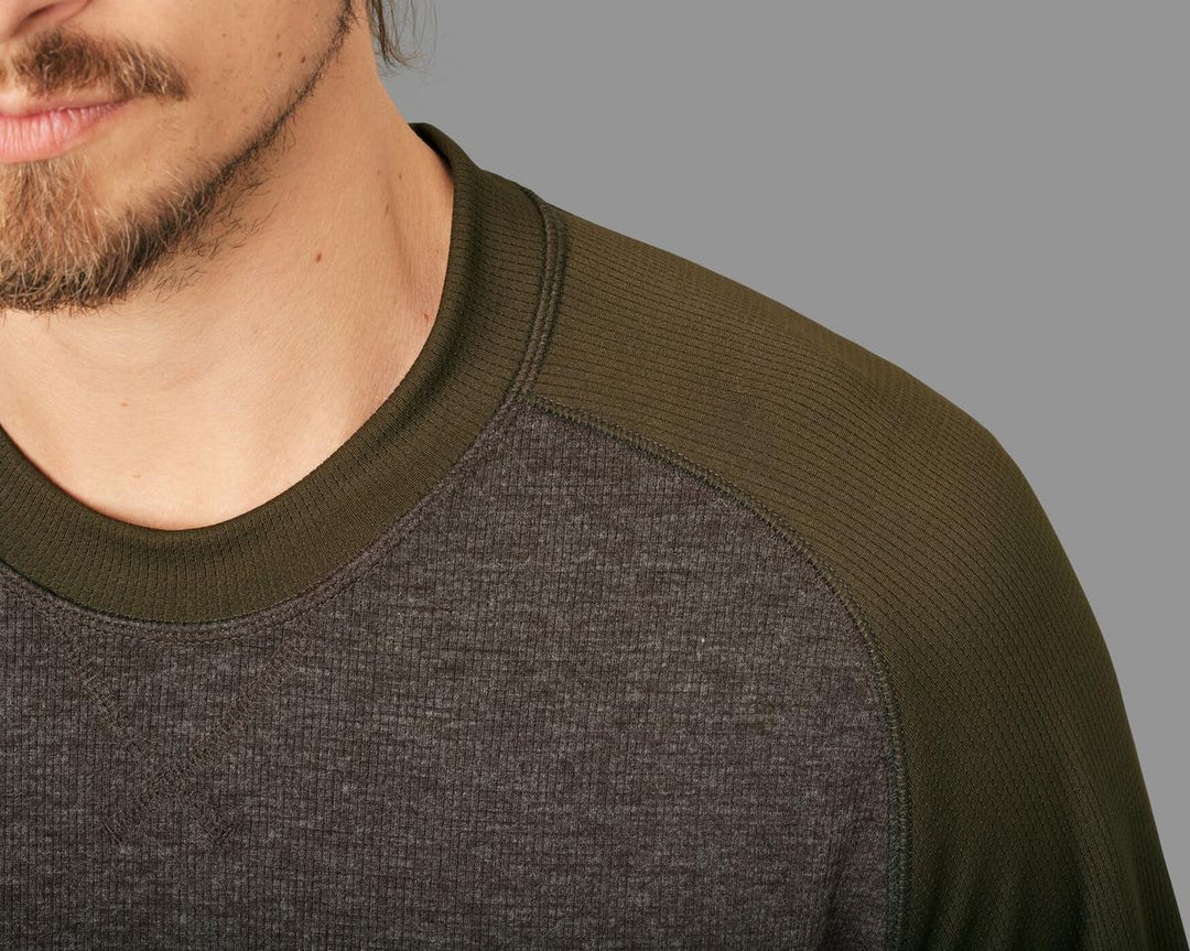 Harkila Metso L/S tshirt Olive night/Willow – view 3