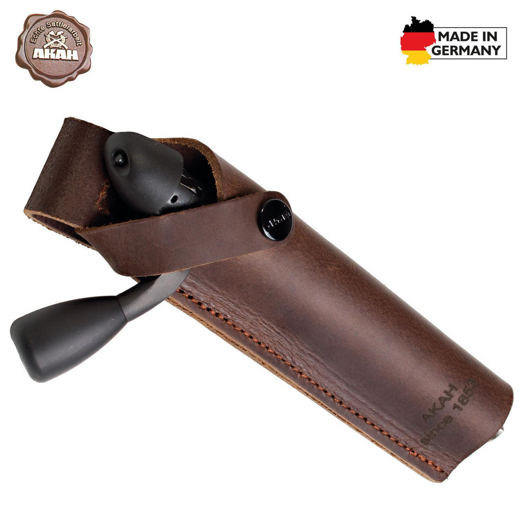 Bolt Poach Pull-Up leather