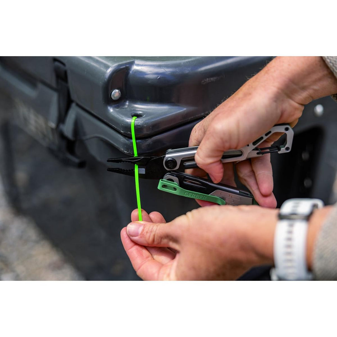 Gerber Gerber Stakeout Spark Camping Multi-tool – Baltic Haze