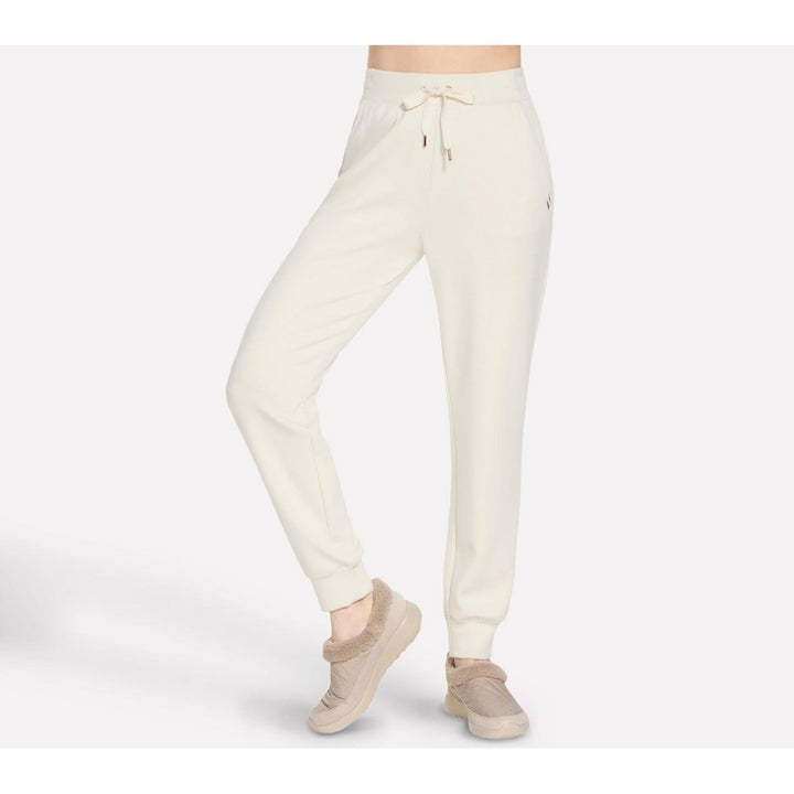 Skechluxe Elevate Jogger Off white