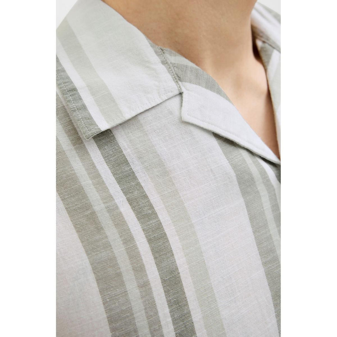 Jack & Jones Jack & Jones Premium revere collar linen shirt in White with Green stripe Vetiver