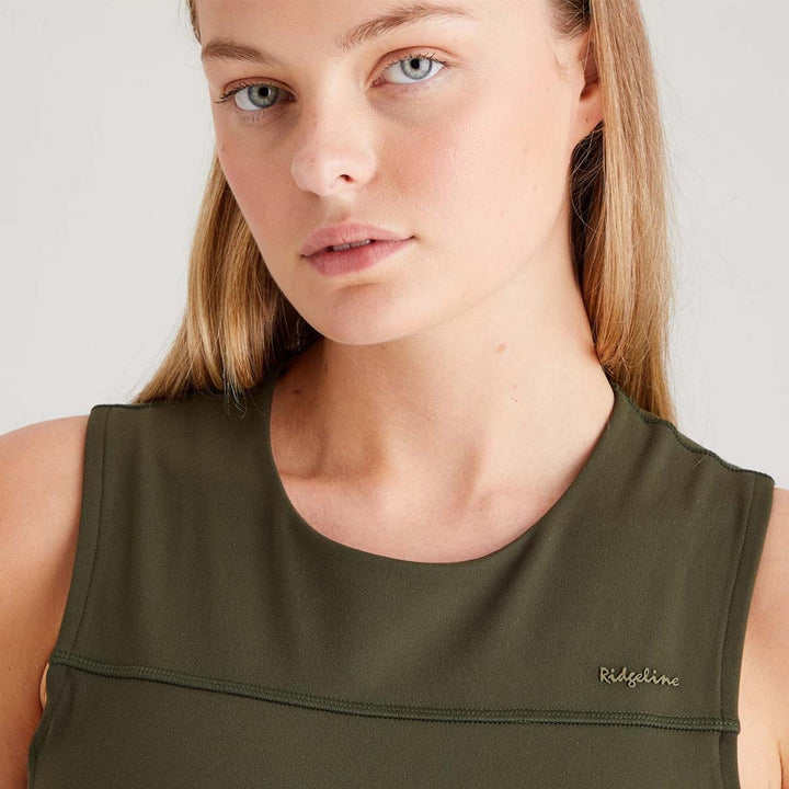 Ridgeline Women's Infinity Crop Top