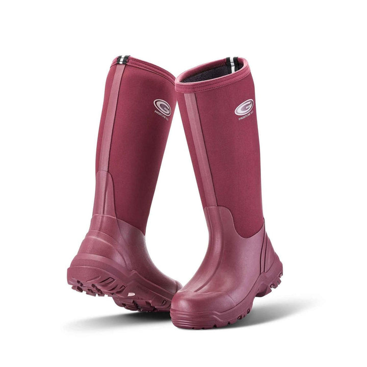 Grubs Frostline 5.0 insulated wellington boots in berry pink, pair shown from the front three-quarter with neoprene upper
