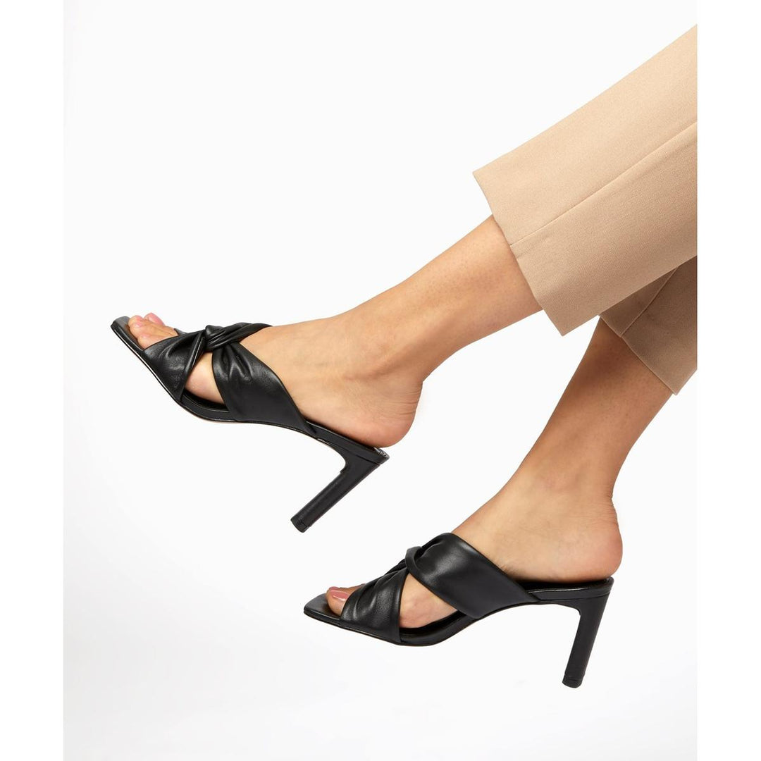 Dune Magnet Sandal Black